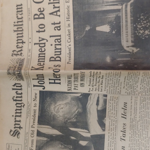 Vintage Newspapers, Daily Hampshire gazette and Springfield Republican, 1963 - Picture 4 of 10
